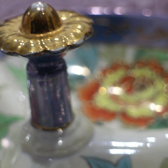 VINTAGE! FLOWER JEWELRY DISH - Picture 3 of 4